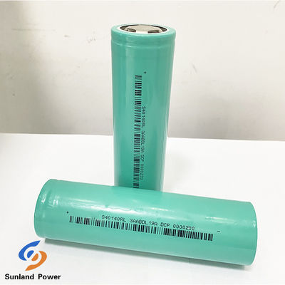 3.0V 15Ah باتری یون سدیم سیلندری 40140 باتری با نرخ 3C برای سیستم انرژی خورشیدی