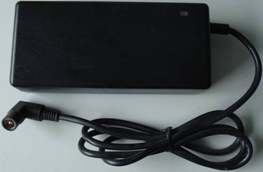 29.4V 2A E-bike قابل حمل شارژر باتری 3 پین 157mm x 72mm x 45mm